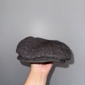 The Mark of the World’s Best Classic Gray Tweed Flat Cap